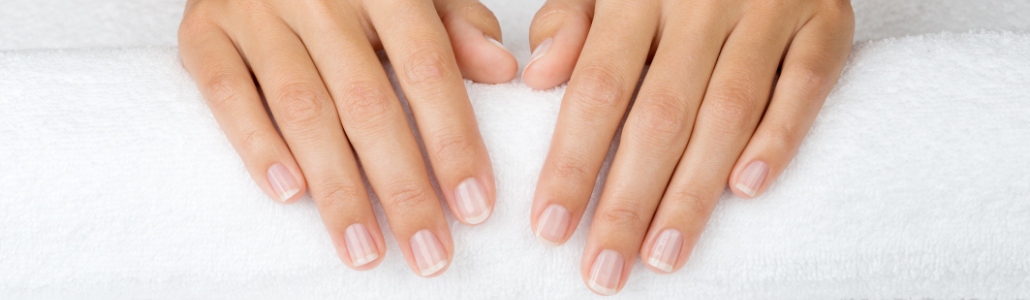 Comment avoir de beaux ongles naturels : 9 conseils pour des ongles forts et sains