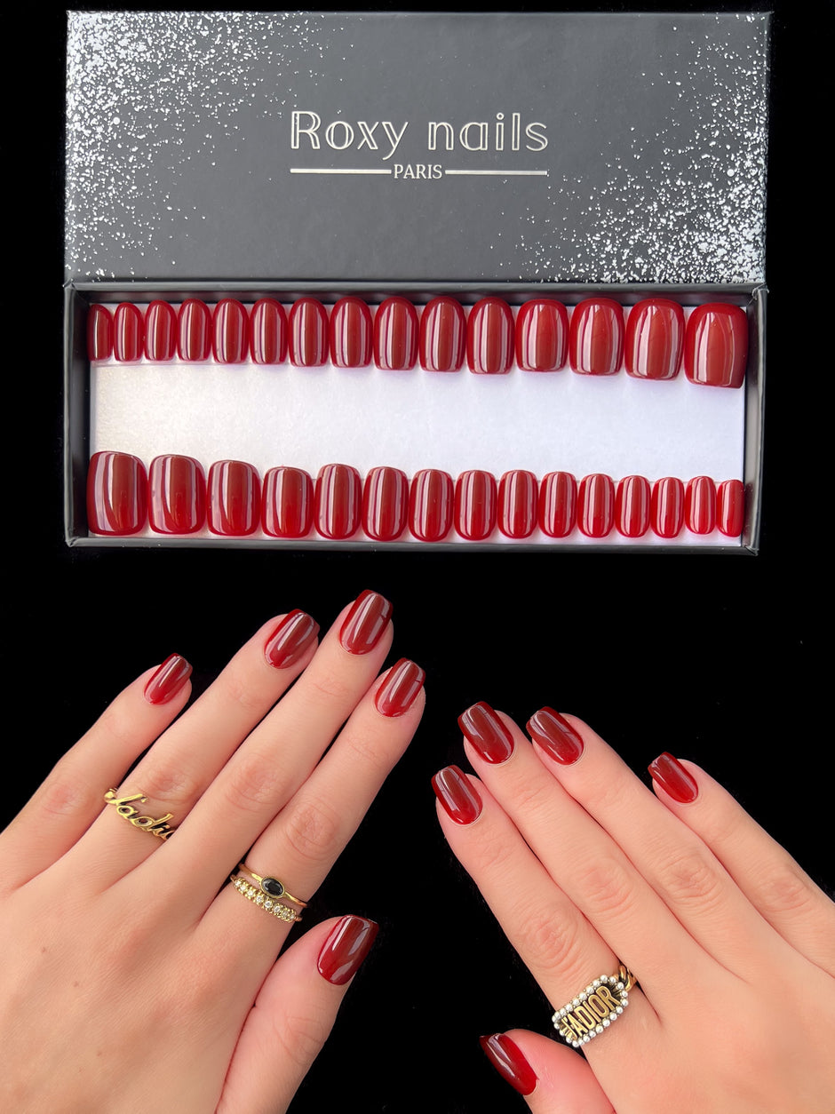 Faux ongles rouges Roxy Nails Paris N°1 des Press on Nails ROXY — free download